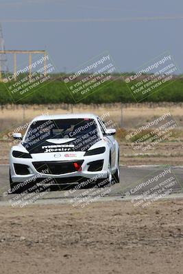 media/Apr-30-2022-CalClub SCCA (Sat) [[98b58ad398]]/Group 2/Race (Grapevine)/